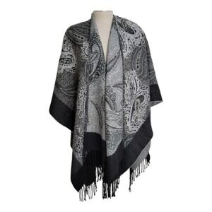 Womans Wrap Shawl Poncho Fringed Paisley Black Gray One Size Boho